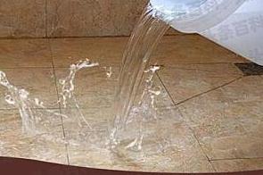 类乌齐漏水维修 免砸砖防水材料该如何施工